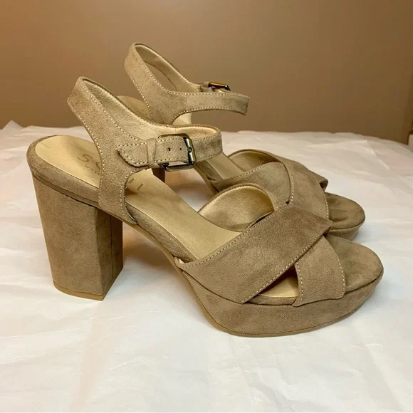 SOUL Naturalizer Taupe Block Heel Platform Sandal | 9M - Picture 5 of 13